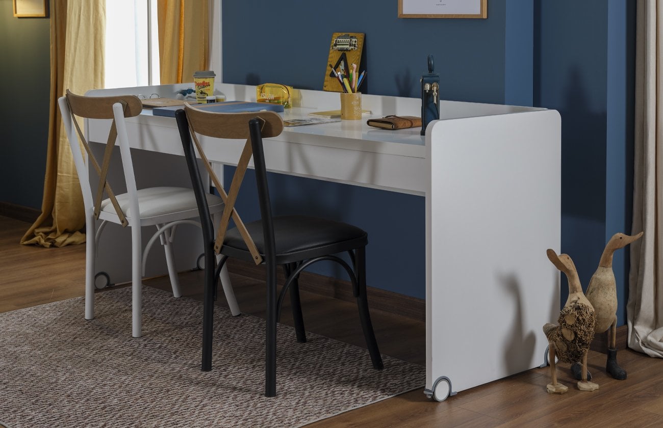 Joker Çocuk Odası Ceviz çalışma masası