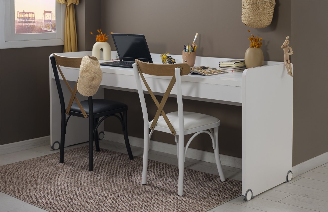 Joker Çocuk Odası Beyaz çalışma masası